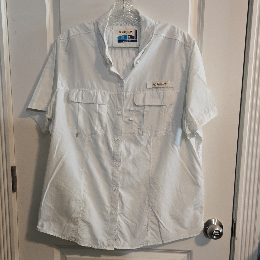 Magellan Outdoors Men's White Casual Button Down Shirt